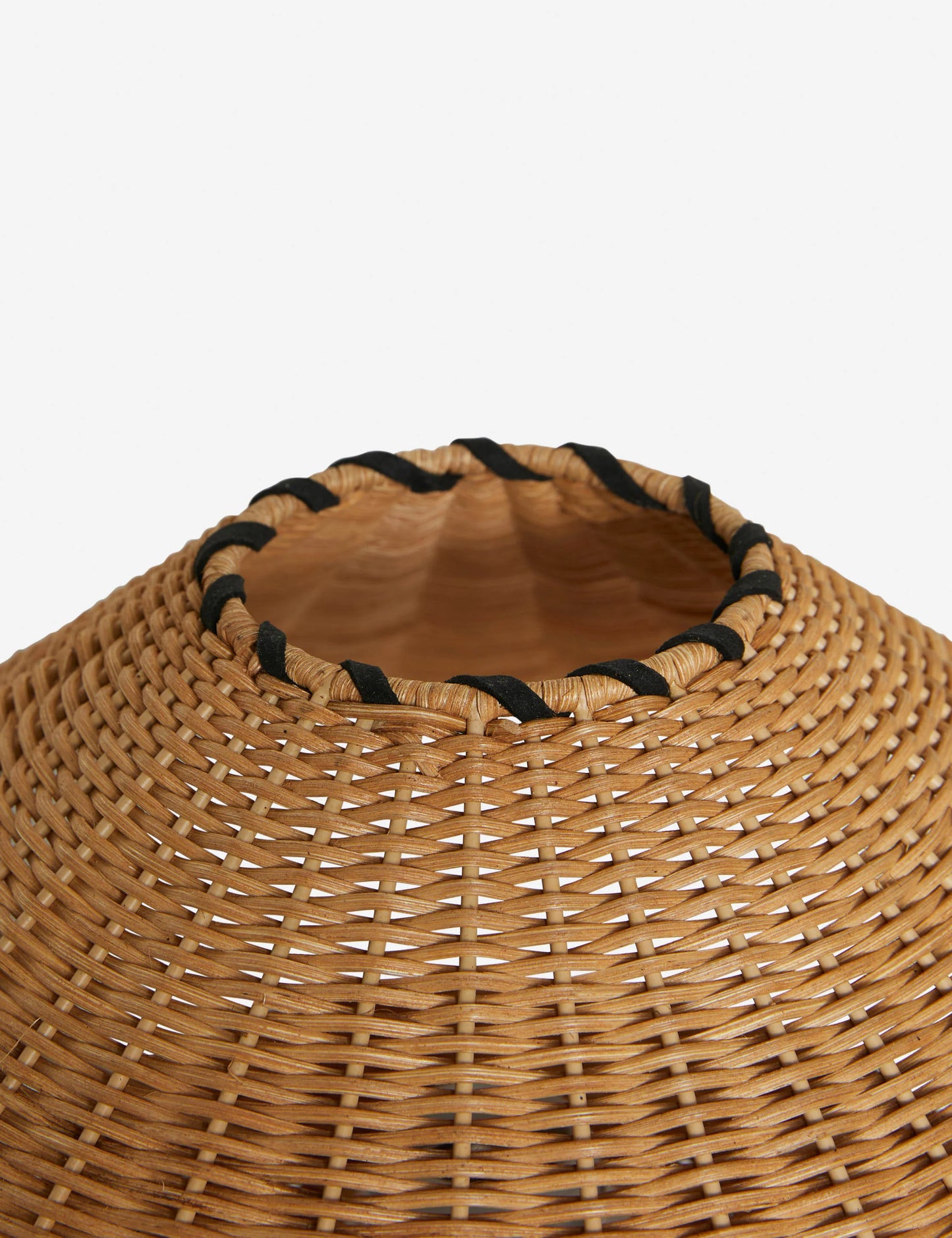 Terrene Table Lamp